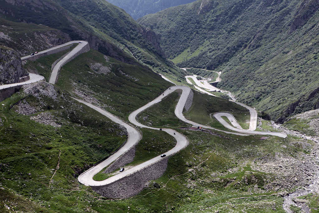 stelvio-pass дорога. Италия