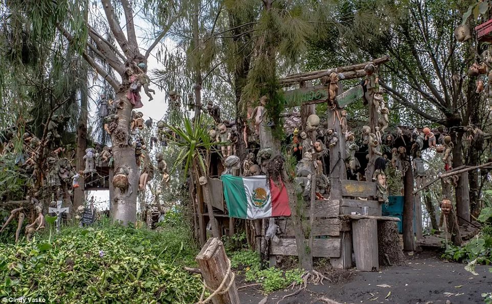 island of the dolls